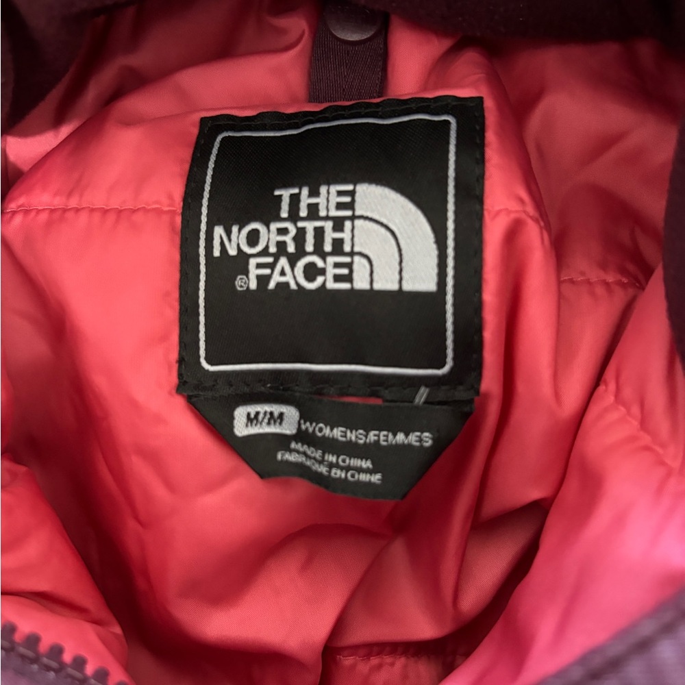 The North Face Maroon Insulated Ski Jacket - Picture 7 of 7